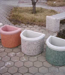 Polkrožno korito
