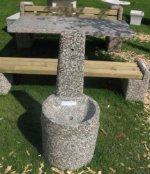 BRŠLJAN s podstavkom (soški-zelen)